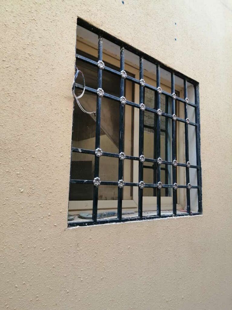 تركيب شبابيك حديدية حي السويدي