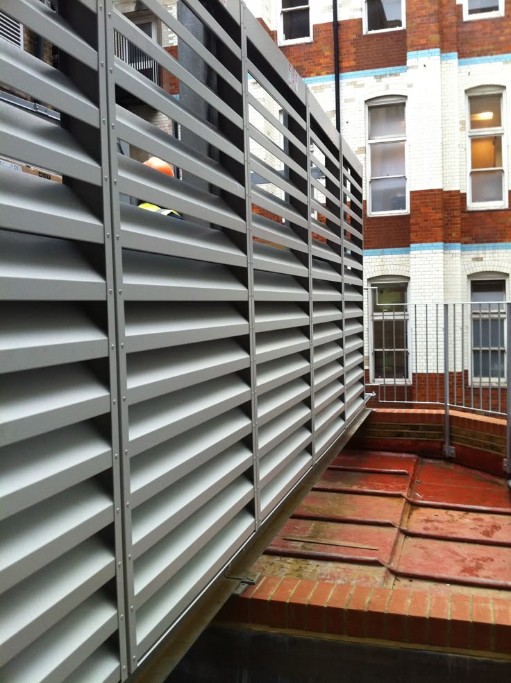 حداد تركيب حواجز حديدحداد عام شمال الرياض