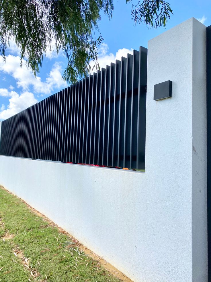 تصميم سواتر حديد|تفصيل سواتر بألوان متعددة في الرياض